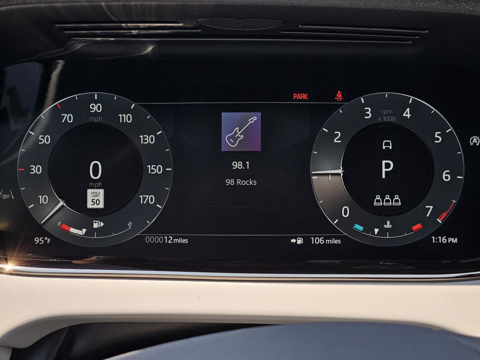 2026 Land Rover Range Rover Evoque Dynamic SE photo 10