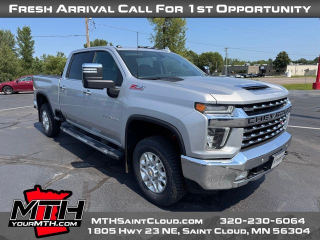 2023 Chevrolet Silverado 2500HD LTZ Z71 photo 2