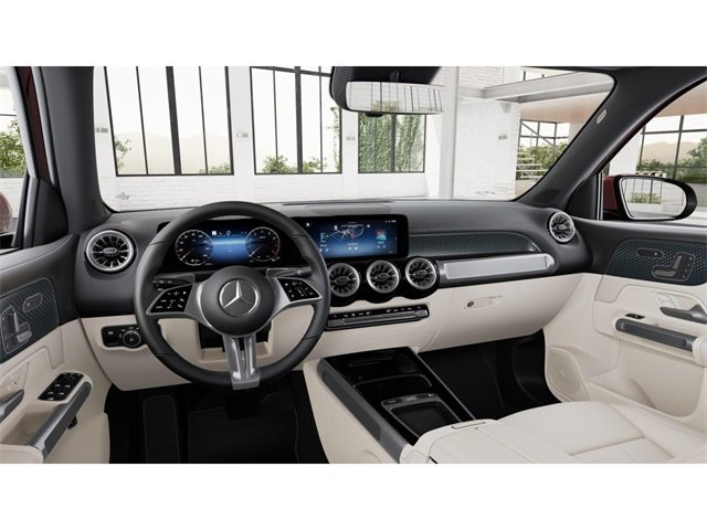 2026 Mercedes Benz GLB 250 4MATIC photo 3