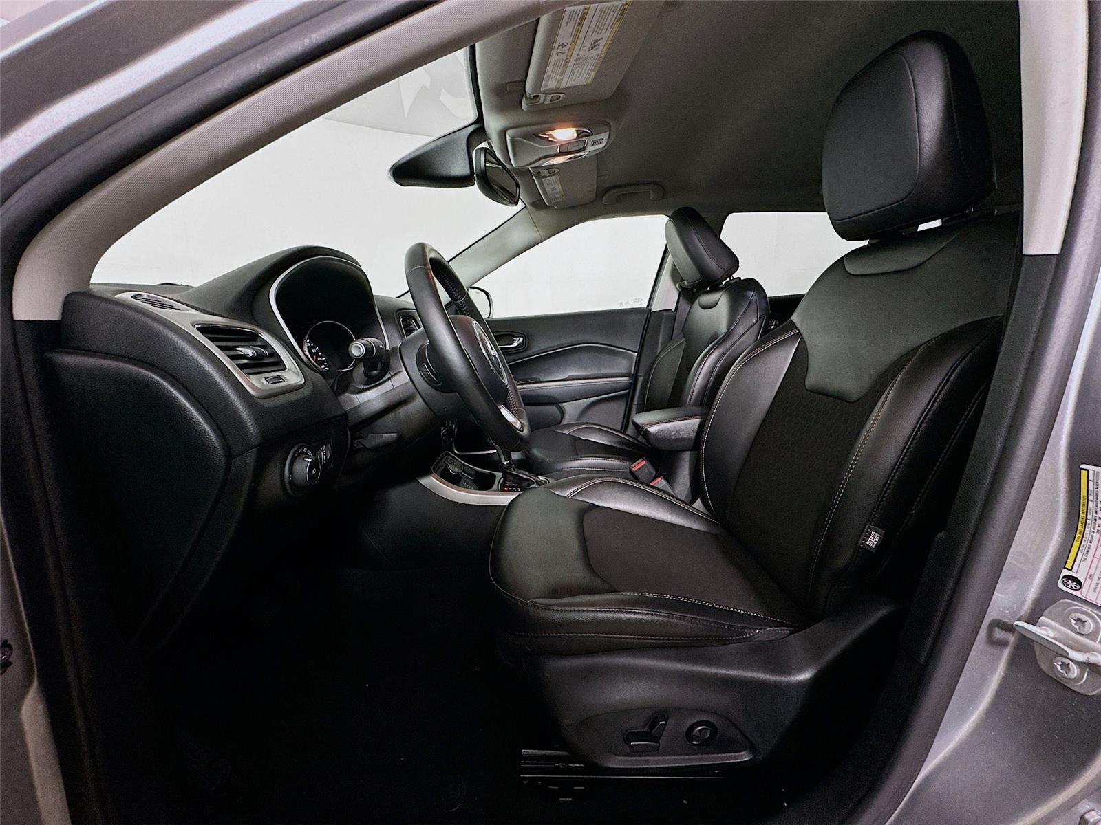 2020 Jeep Compass Latitude photo 20