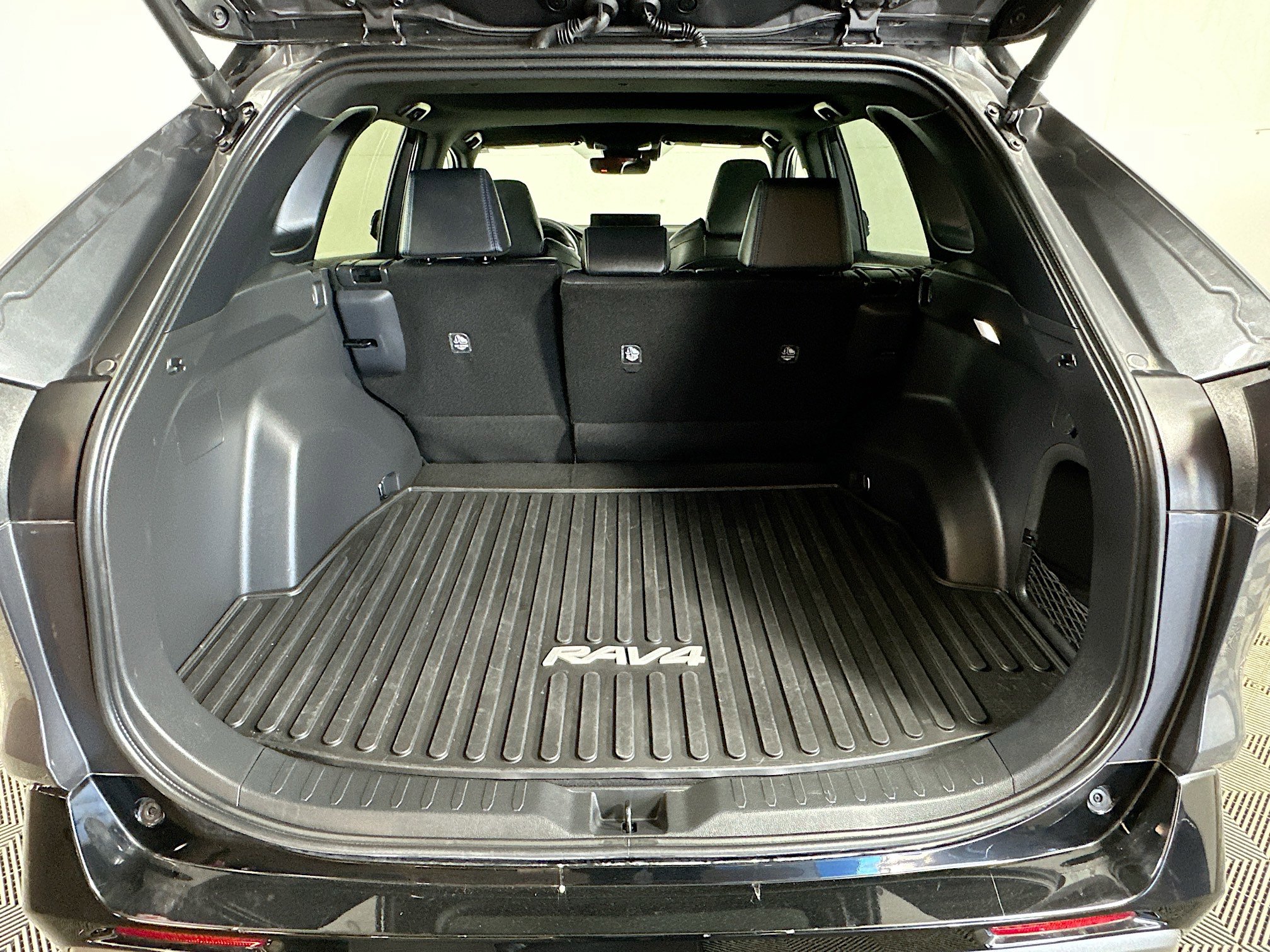 2024 Toyota RAV4 Hybrid XSE photo 21