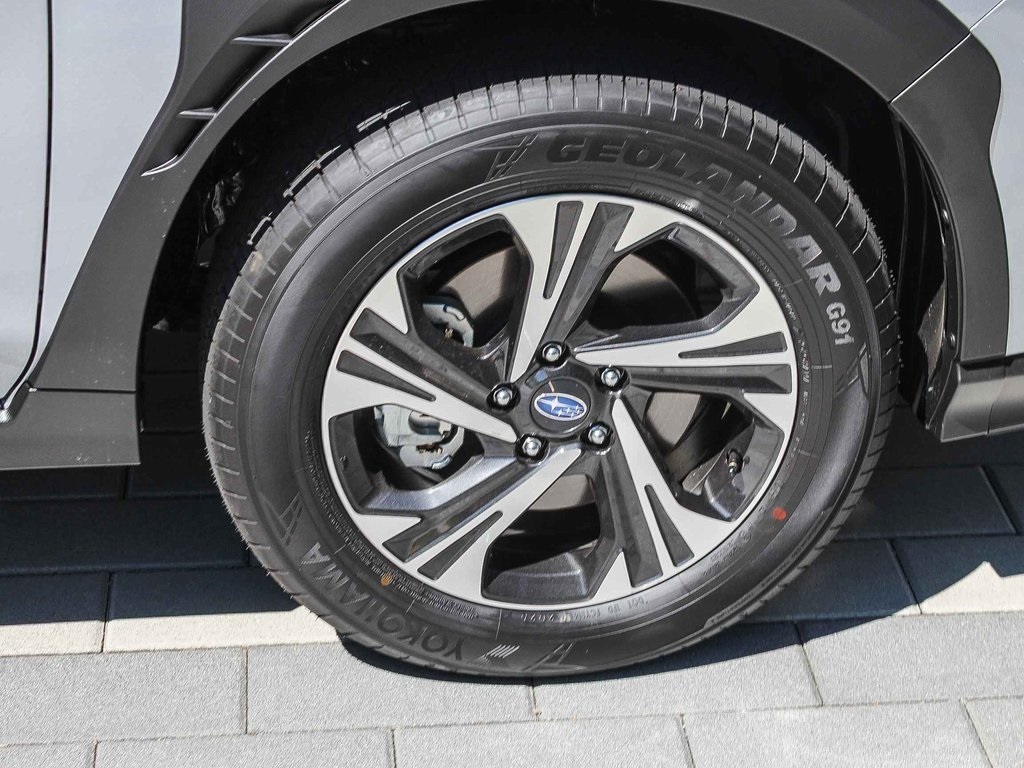 2025 Subaru Crosstrek Premium photo 2