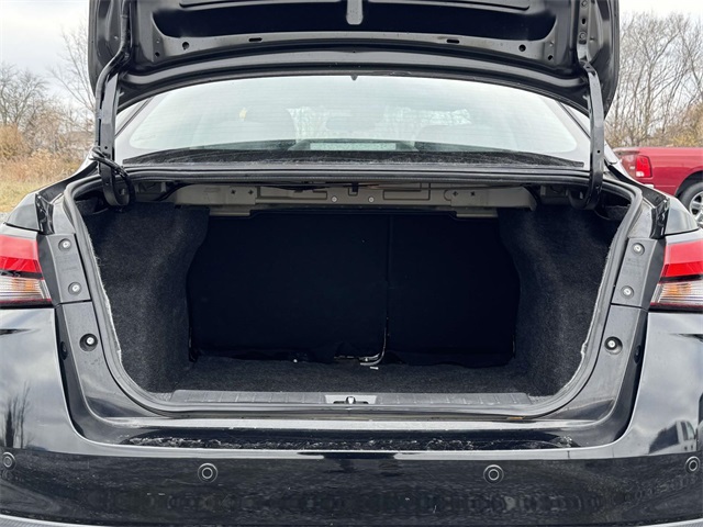 2021 Nissan Versa 1.6 SV photo 4