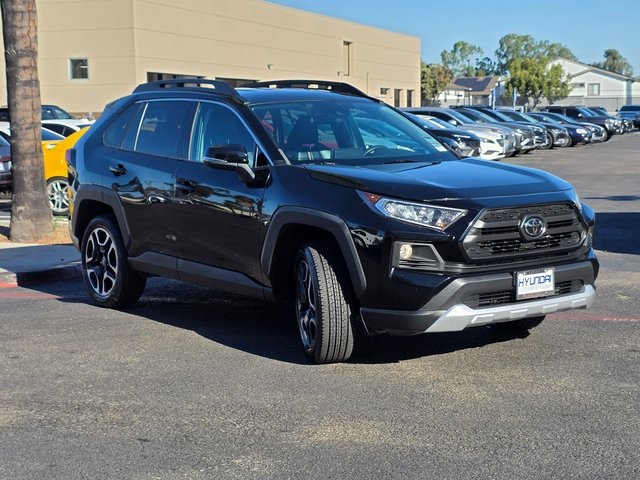 2019 Toyota RAV4 Adventure photo 4