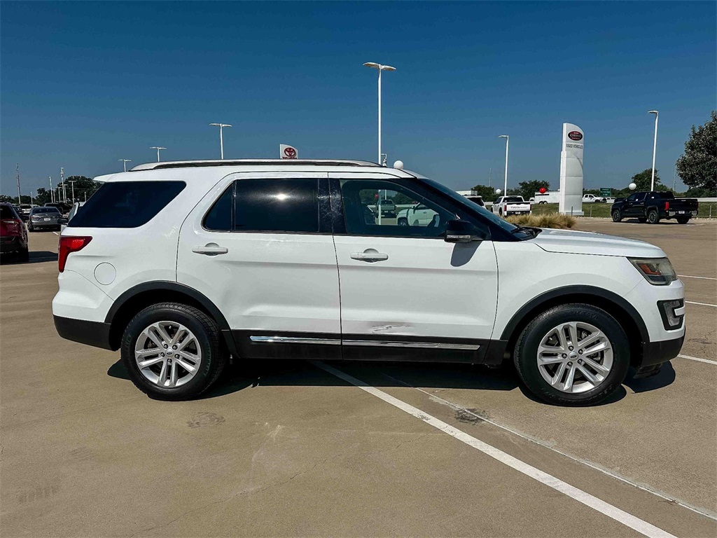 Used 2017 Ford Explorer XLT with VIN 1FM5K7D87HGA40907 for sale in Temple, TX