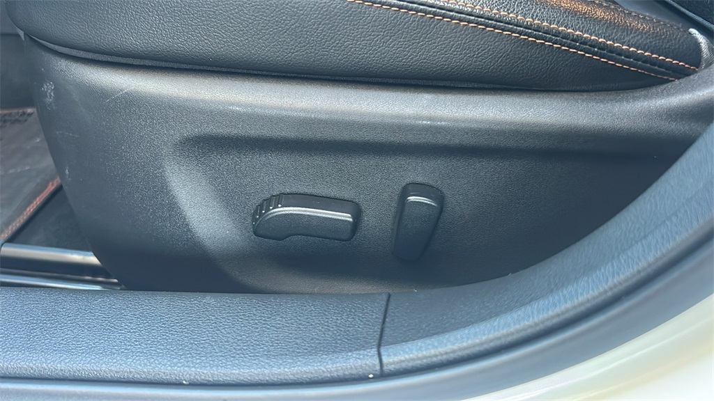 2020 Nissan Altima 2.5 SR photo 18