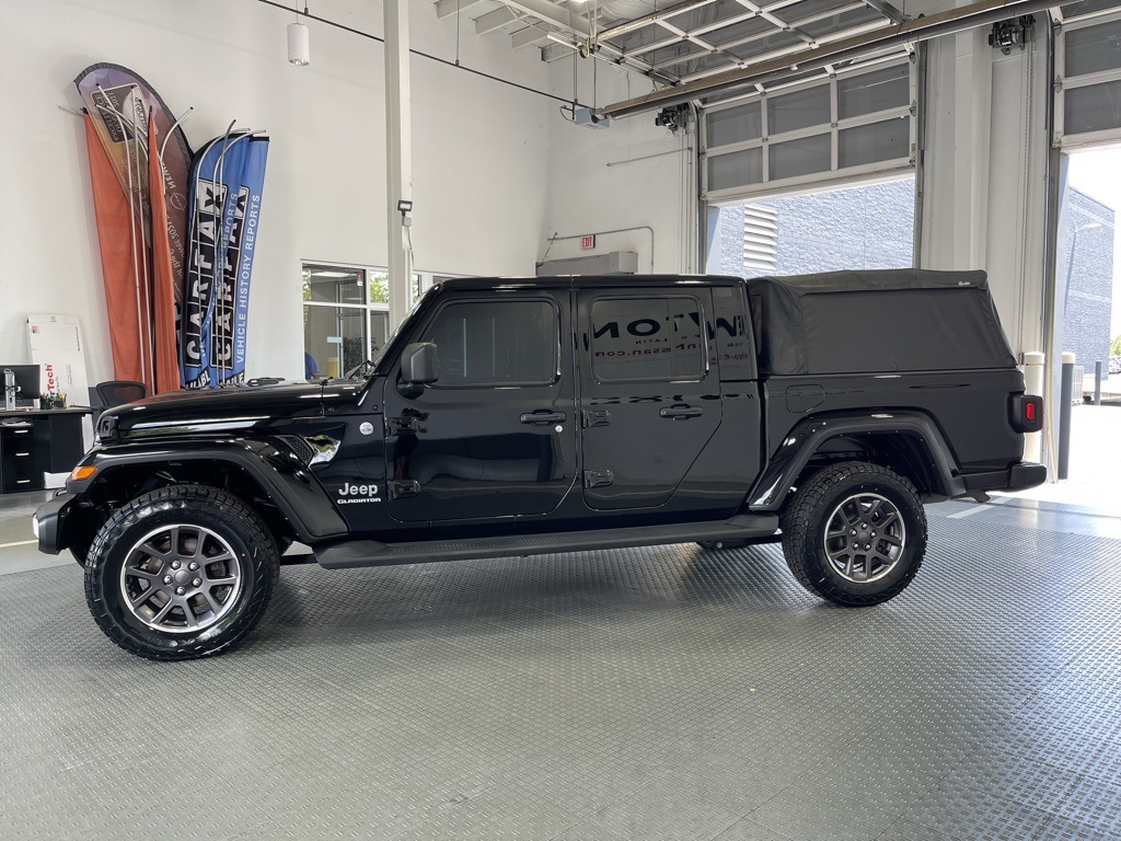 2022 Jeep Gladiator Overland photo 4