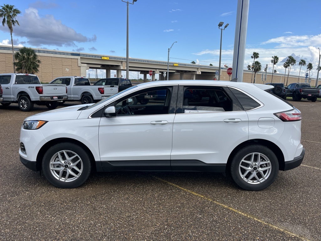 2024 Ford Edge SEL photo 6