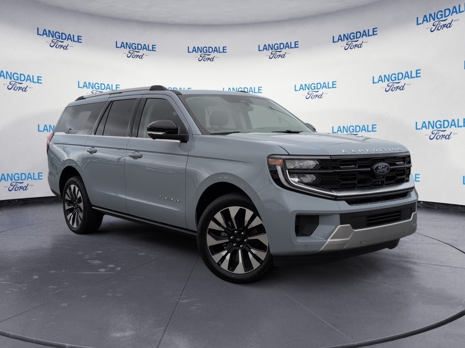 2025 Ford Expedition Platinum's photo