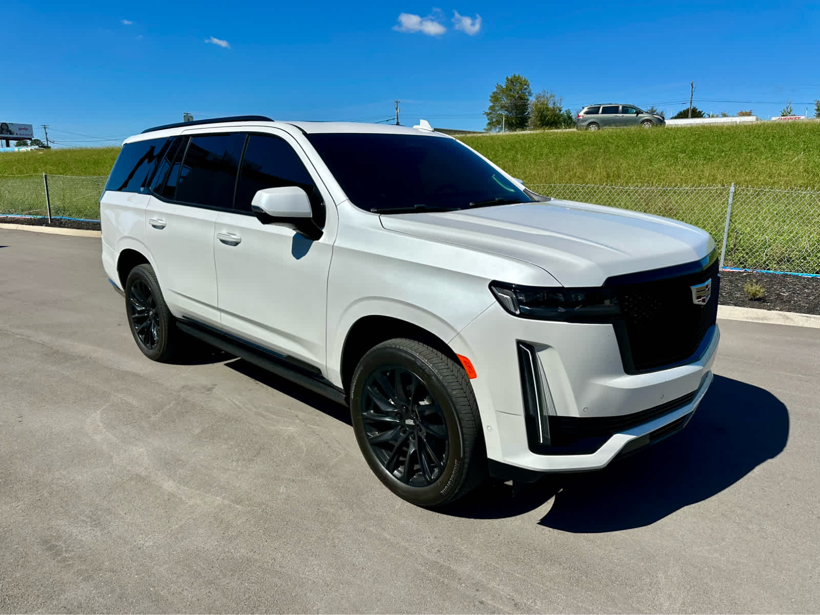 2021 Cadillac Escalade Sport Platinum photo 3