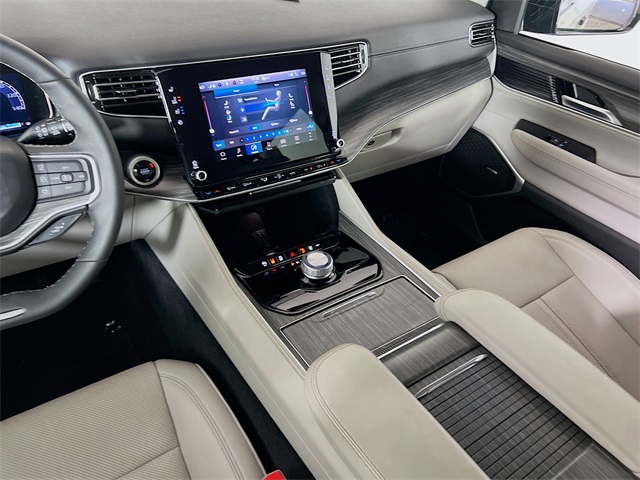 2024 Jeep Wagoneer Series II photo 20
