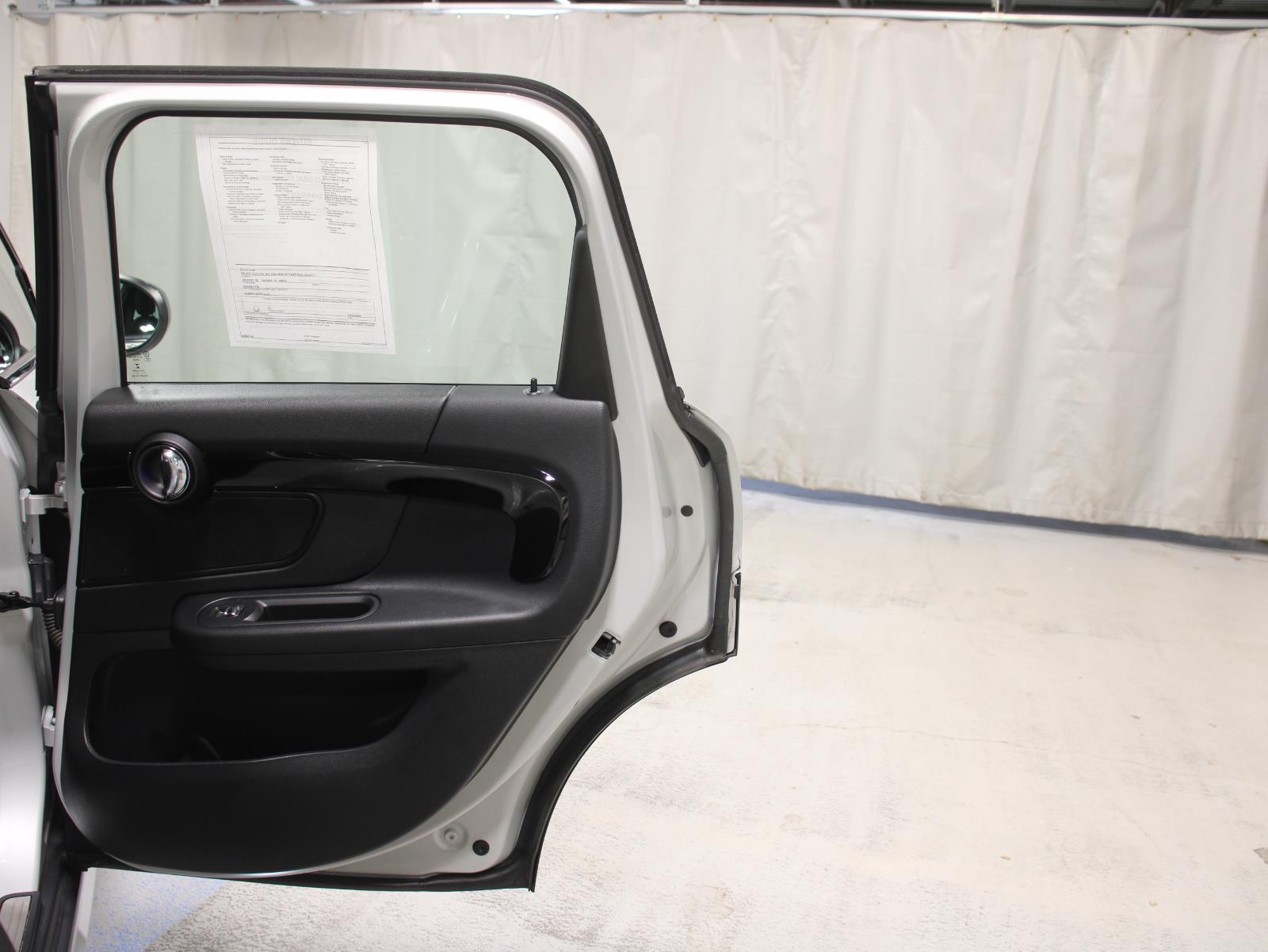 2023 Mini Countryman S ALL4 photo 17