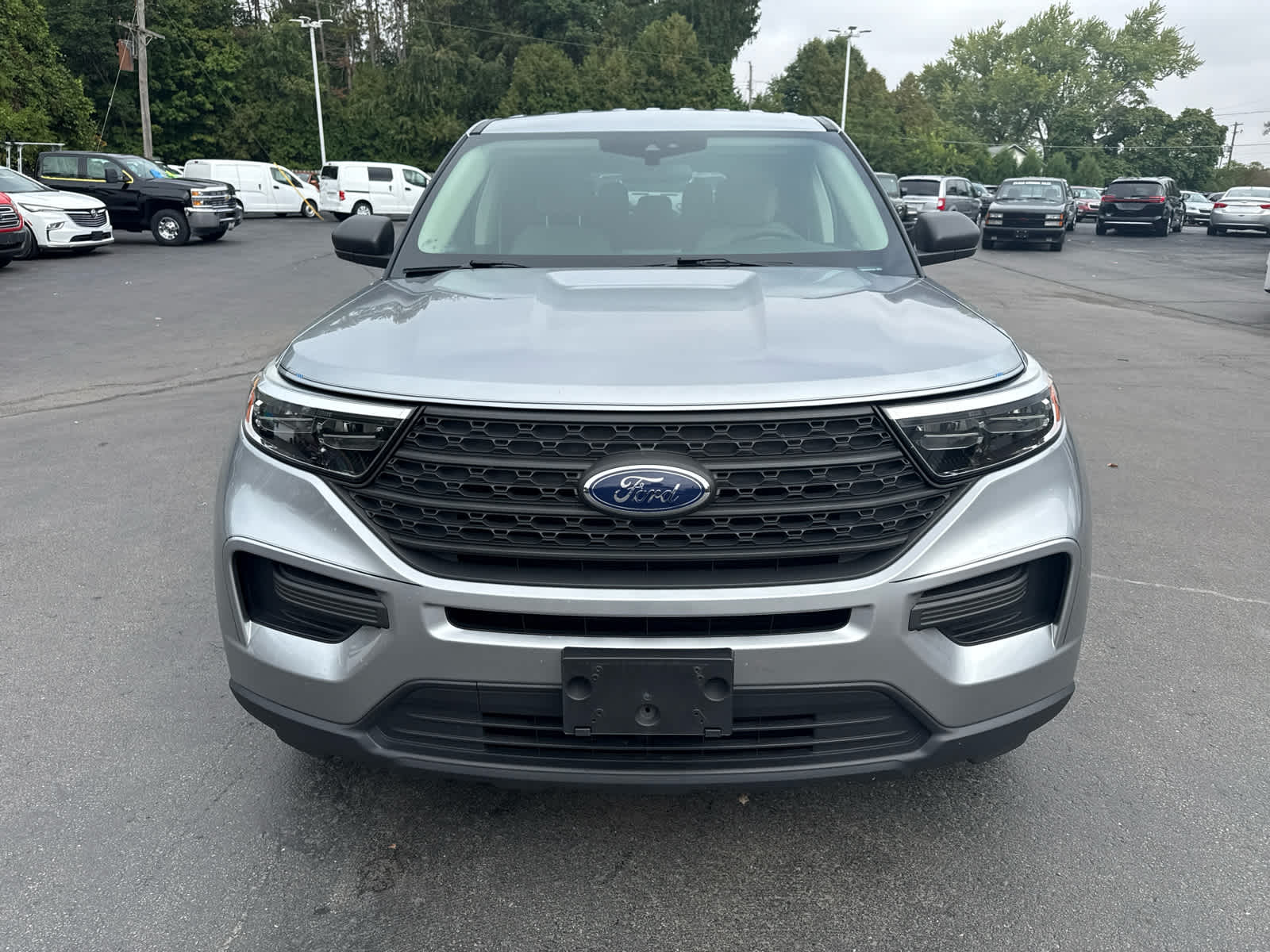2020 Ford Explorer Base photo 8