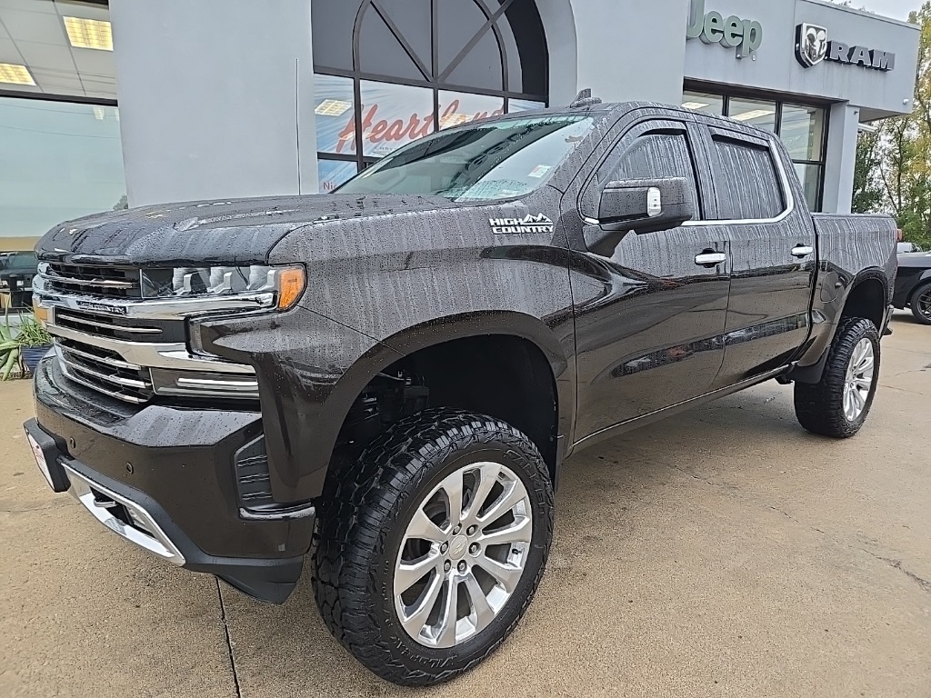 Used 2019 Chevrolet Silverado 1500 High Country with VIN 1GCUYHEL2KZ103530 for sale in Kansas City