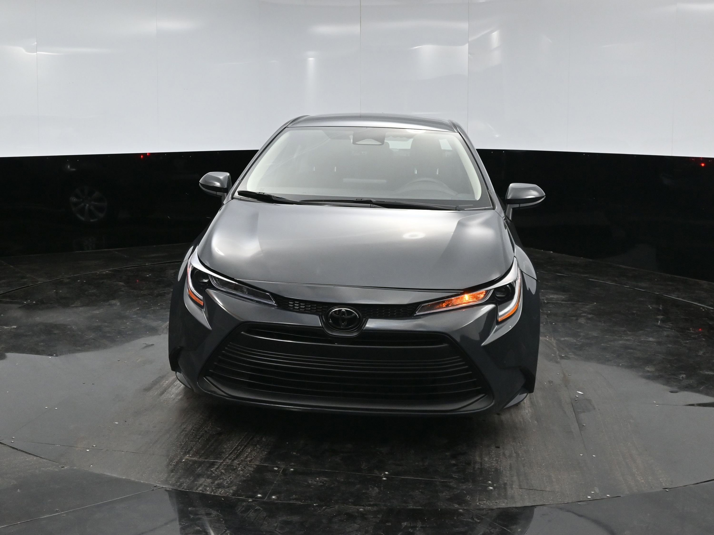 Used 2023 Toyota Corolla LE with VIN 5YFB4MDE6PP049617 for sale in Kansas City
