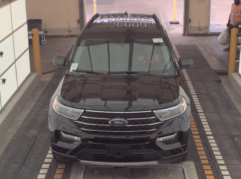 2024 Ford Explorer XLT photo 4