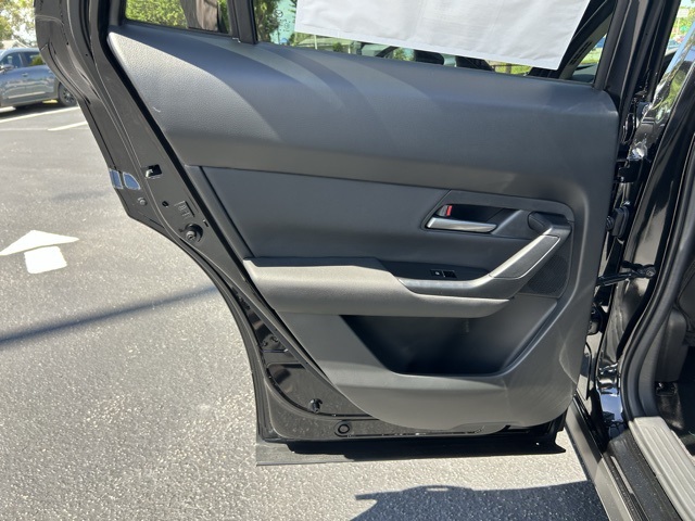 2025 Mazda CX-50 2.5 Select photo 7