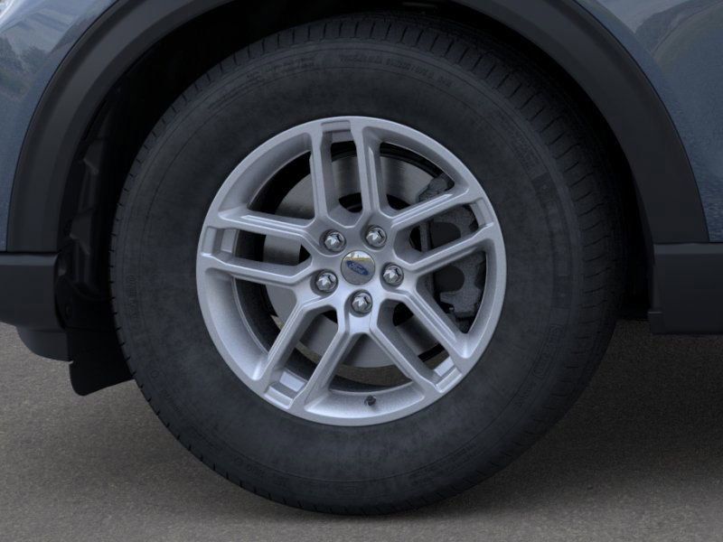 2025 Ford Explorer photo 18