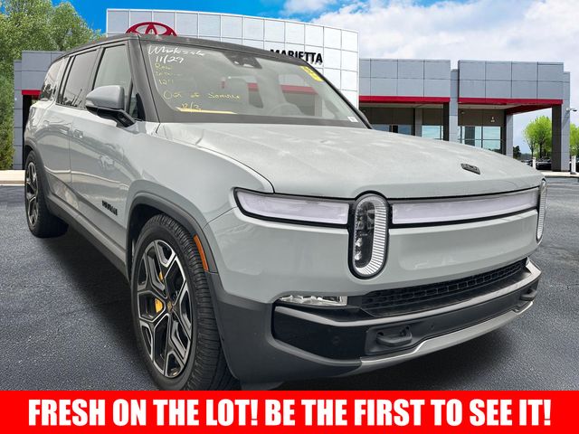 2023 Rivian R1S Adventure's photo