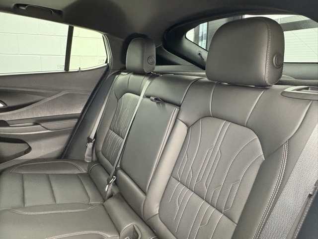 2025 Buick Envista Avenir photo 19