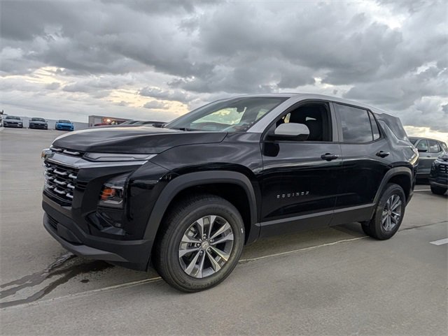 2026 Chevrolet Equinox LT photo 4