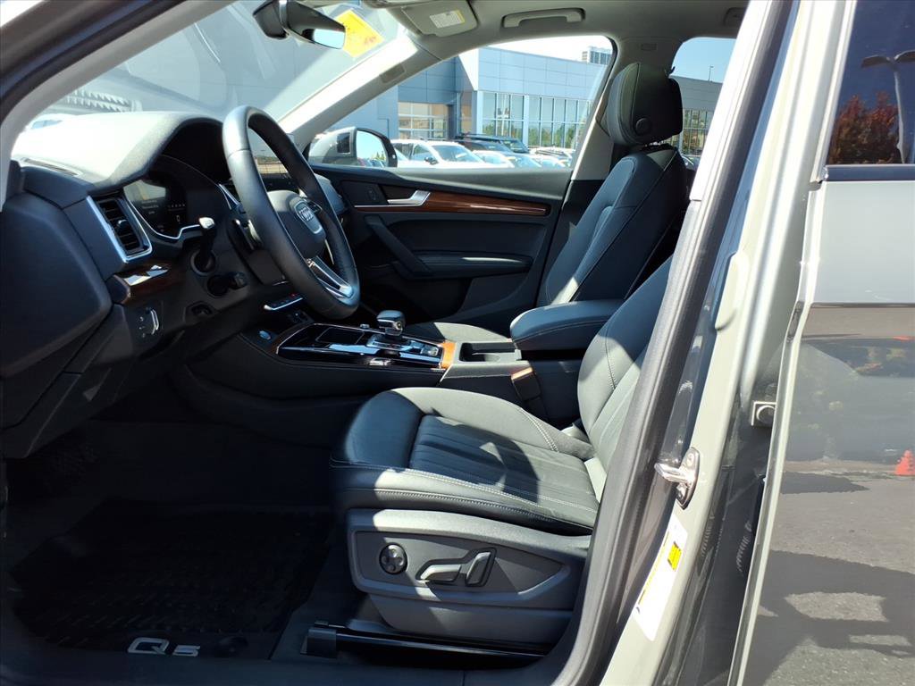 2023 Audi Q5 S line Premium Plus photo 10