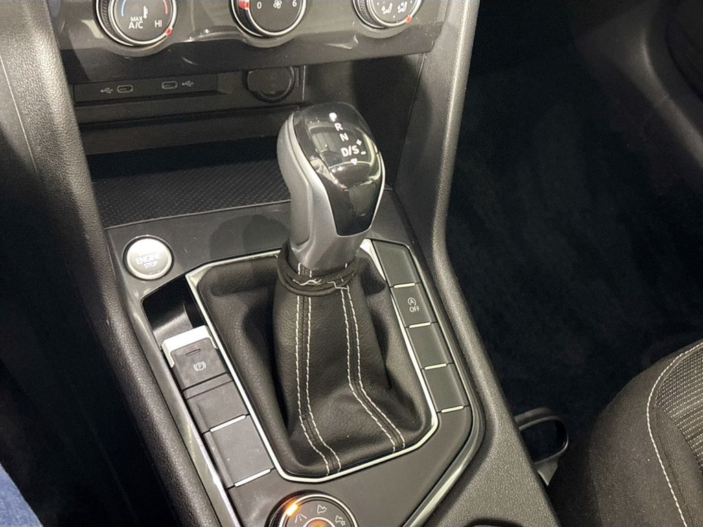 2022 Volkswagen Tiguan S photo 17
