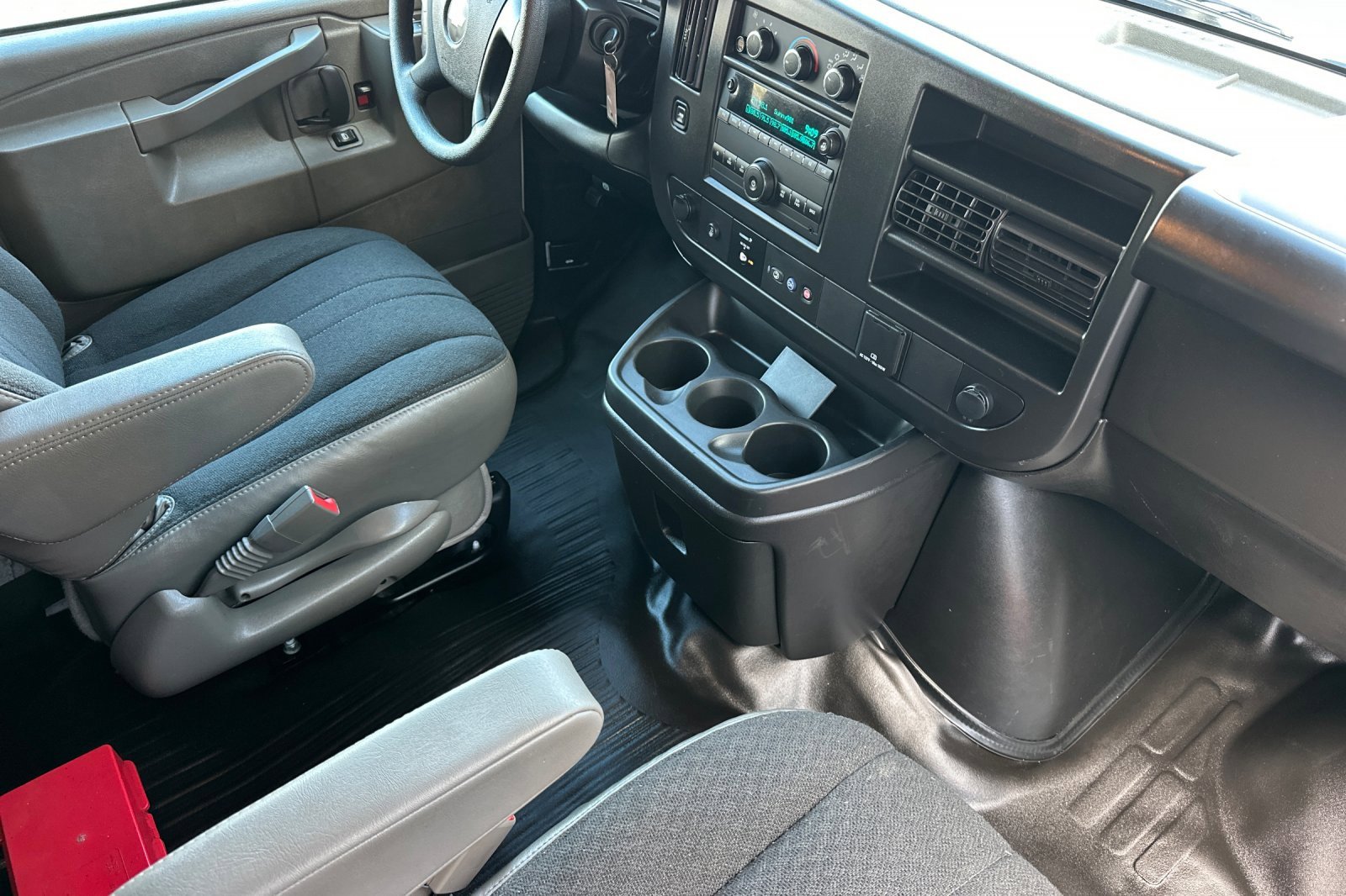 2023 Chevrolet Express 2500 Work Van Cargo photo 16