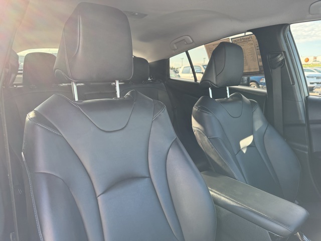 2018 Toyota Prius Two photo 9
