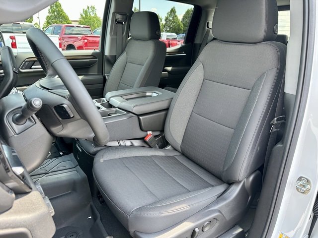2025 Chevrolet Silverado 1500 LT photo 11