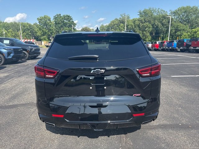 2023 Chevrolet Blazer RS photo 4