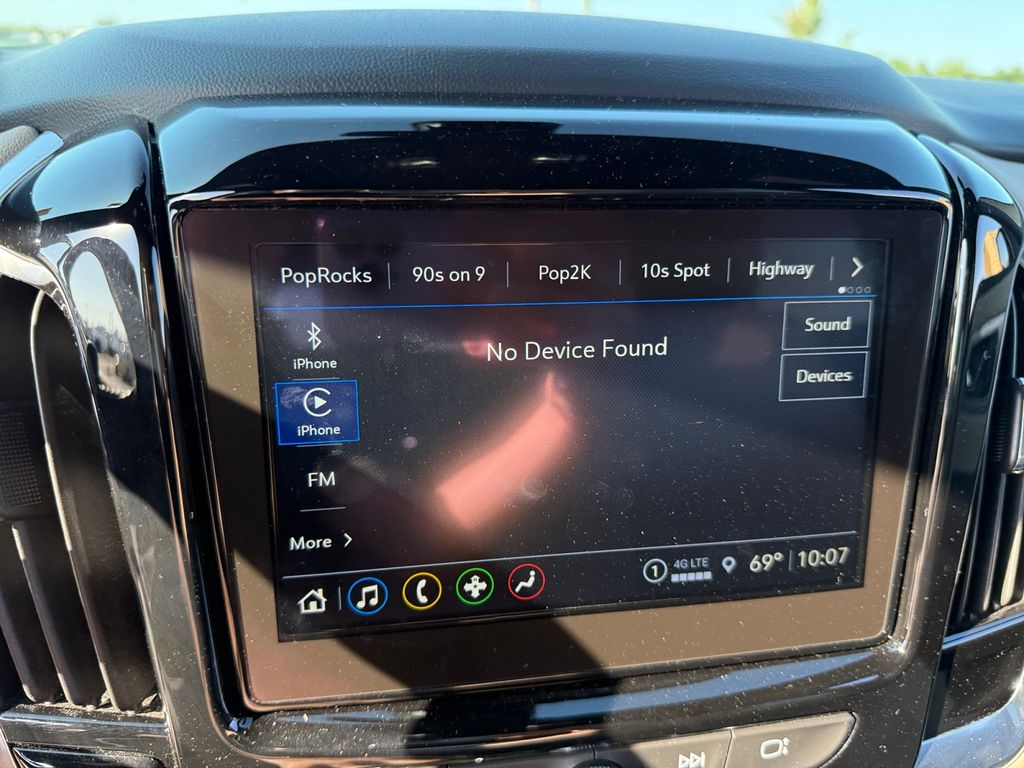2022 Chevrolet Traverse 1LT photo 16