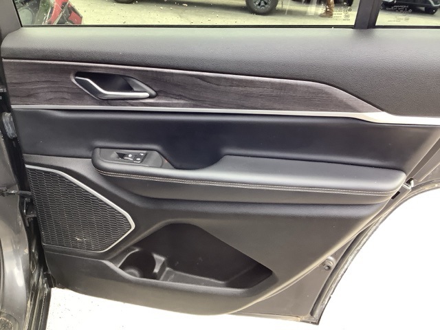 2021 Jeep Grand Cherokee Limited photo 22