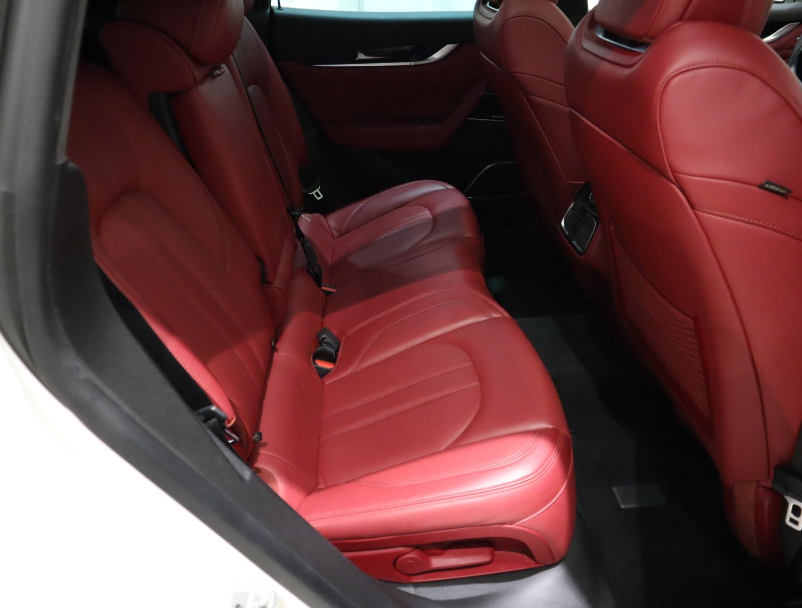 2022 Maserati Levante Modena photo 14