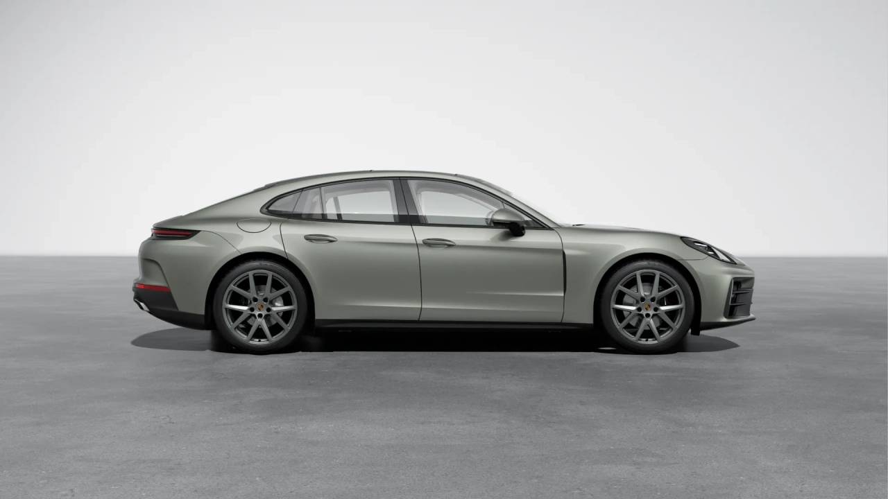2026 Porsche Panamera 4 photo 6