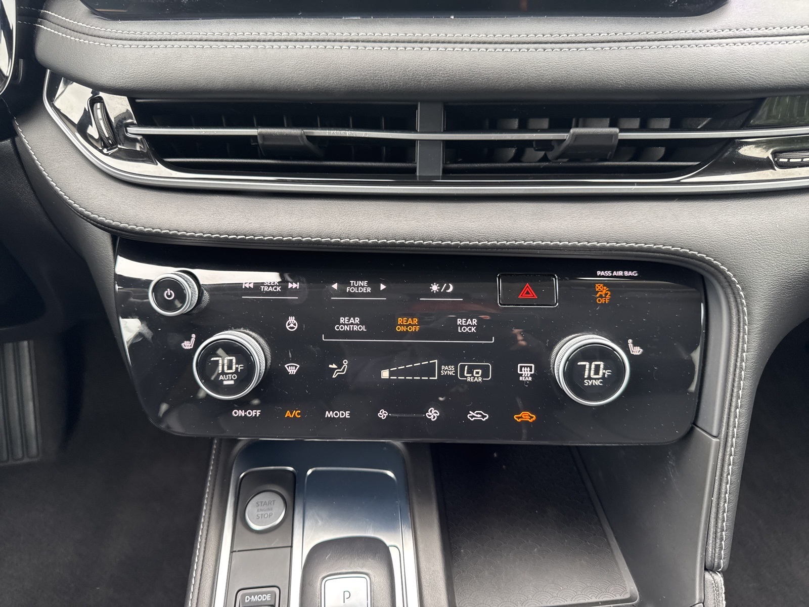 2022 Infiniti QX60 Pure photo 24