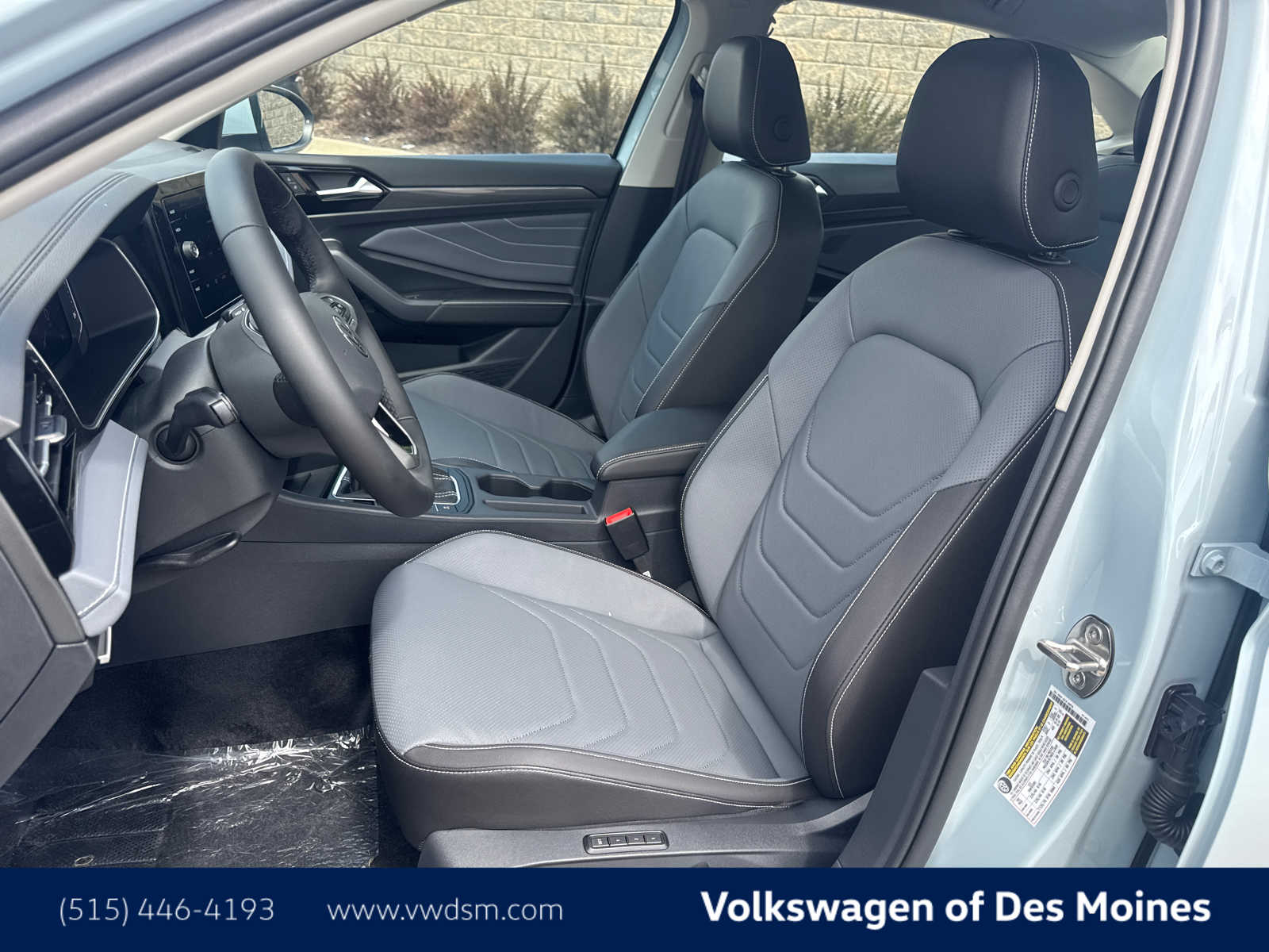 2025 Volkswagen Jetta SEL photo 10