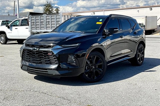 2022 Chevrolet Blazer RS photo 2