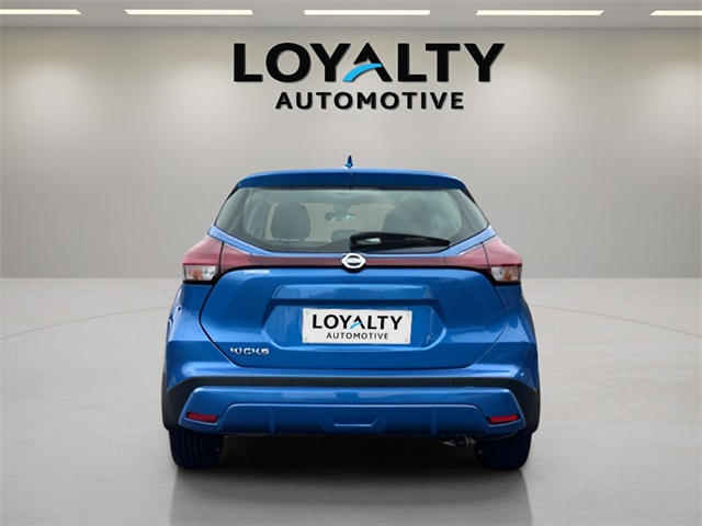 2021 Nissan Kicks S photo 4