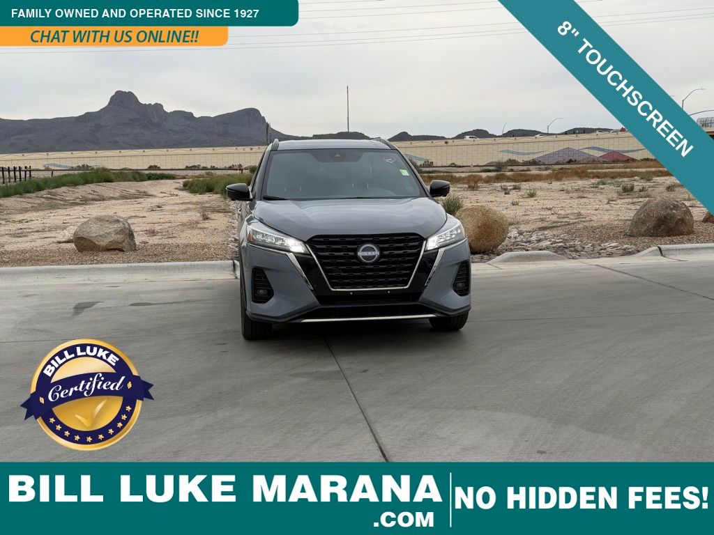 2022 Nissan Kicks SR's photo