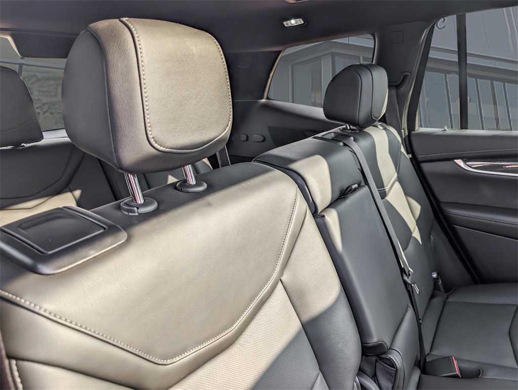 2025 Cadillac XT6 Sport photo 16