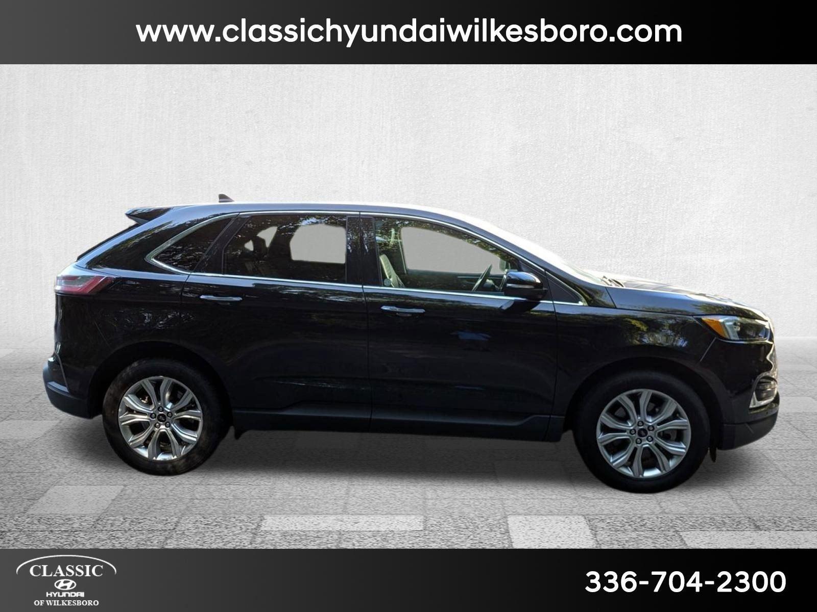 2024 Ford Edge Titanium photo 4
