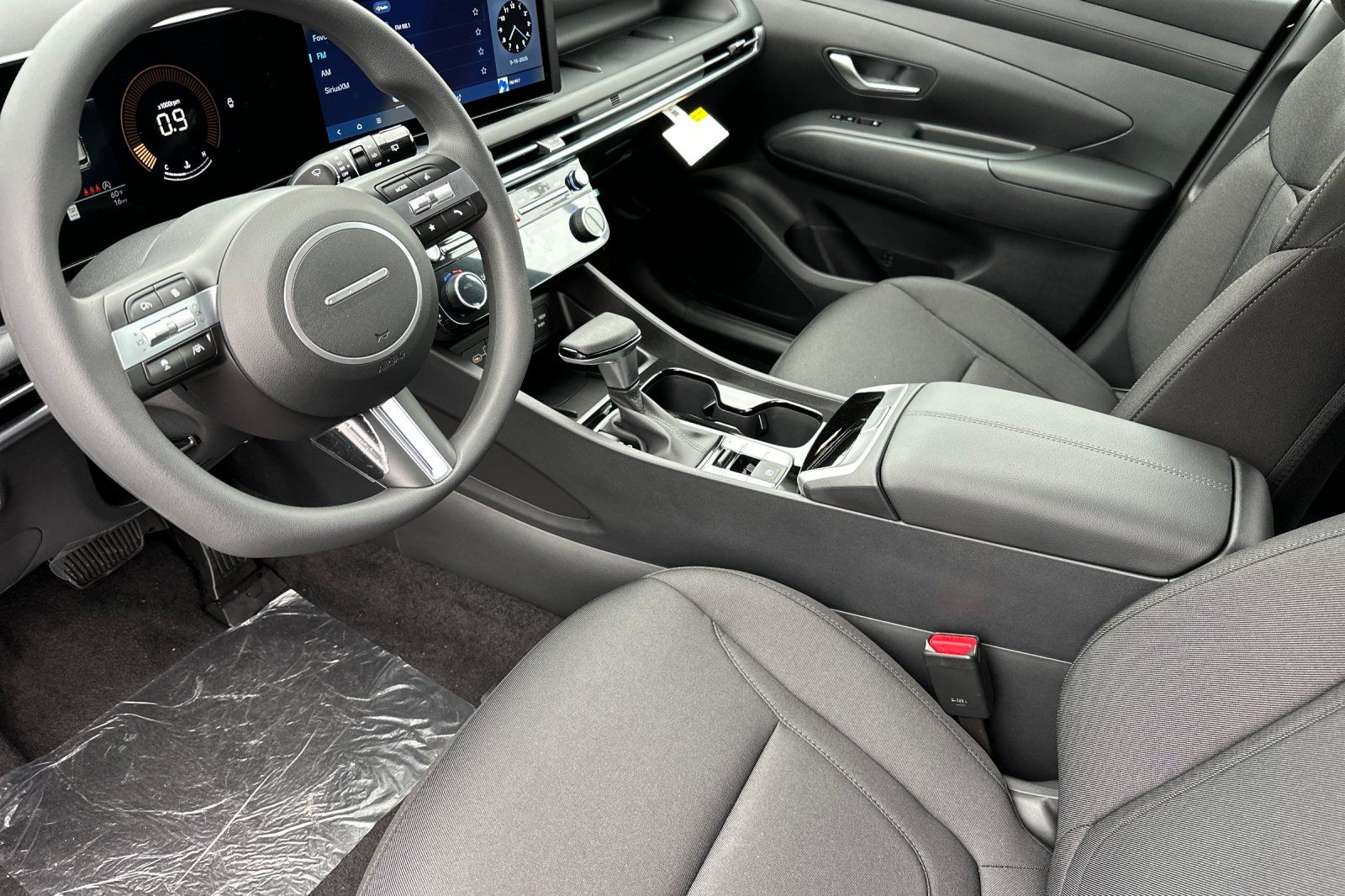 2025 Hyundai Tucson SEL photo 8
