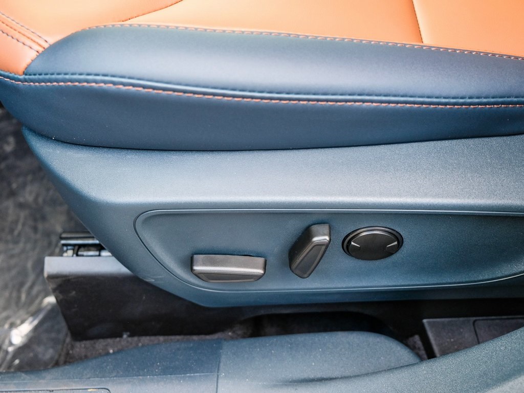2024 Ford Maverick Lariat photo 14