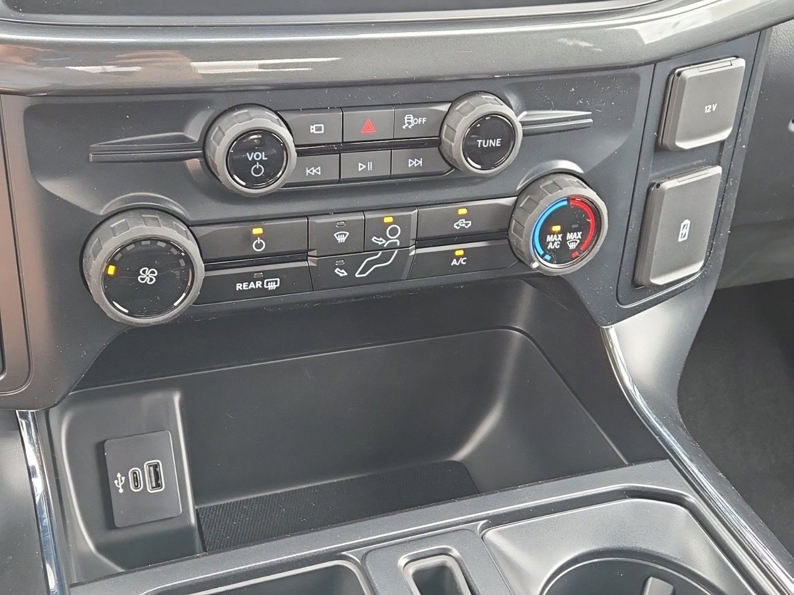 2025 Ford F-150 STX photo 27