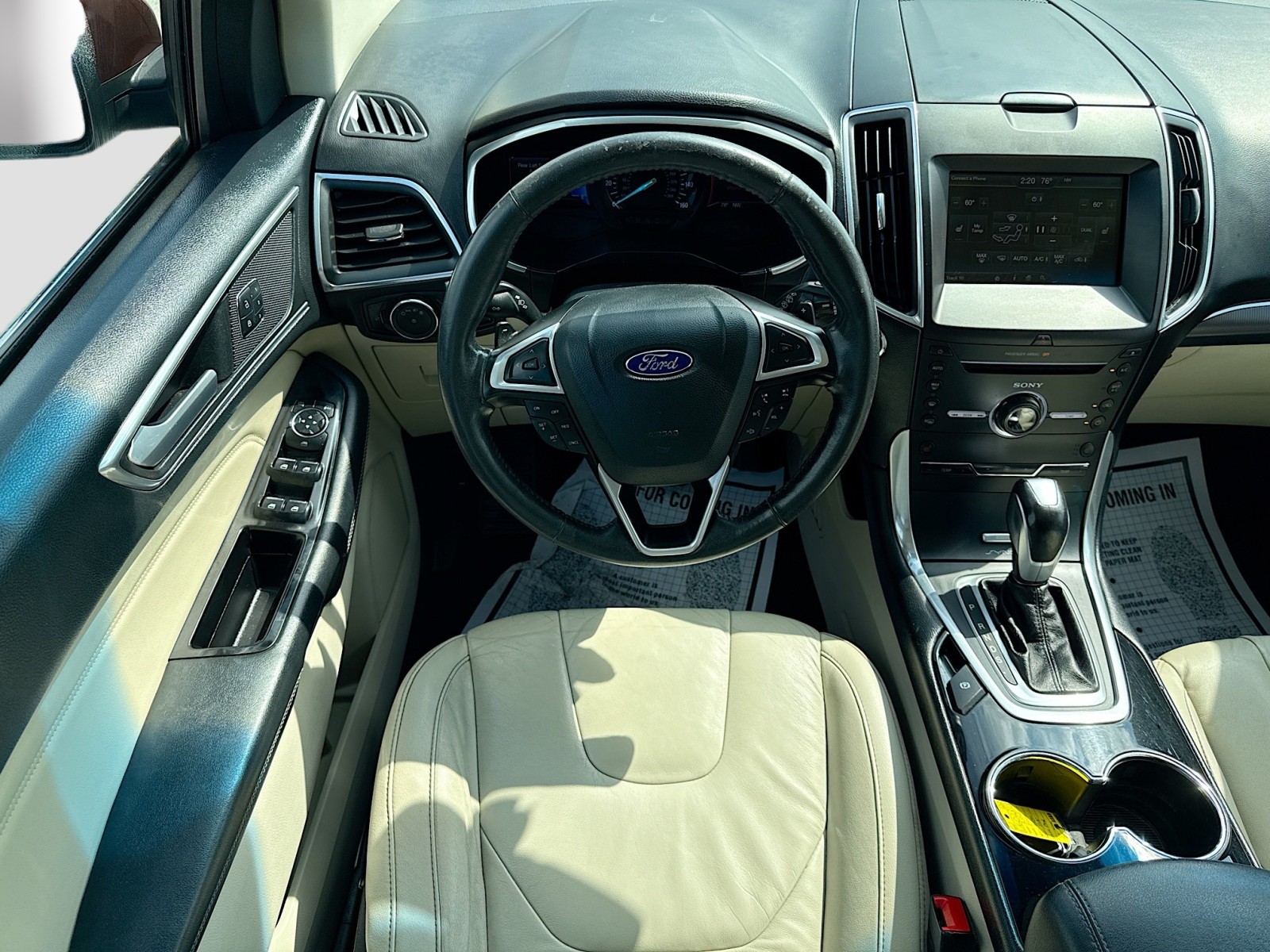 2015 Ford Edge Titanium photo 20
