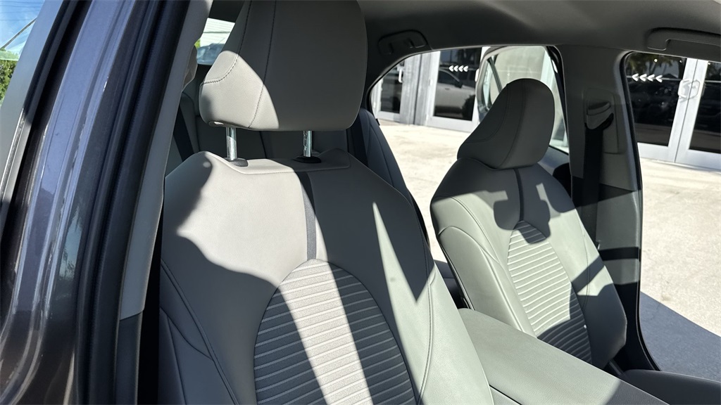 2023 Toyota Camry SE photo 45