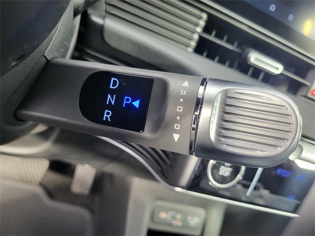 2025 Hyundai Ioniq 5 SE photo 21
