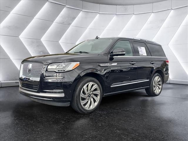 2022 Lincoln Navigator Reserve's photo