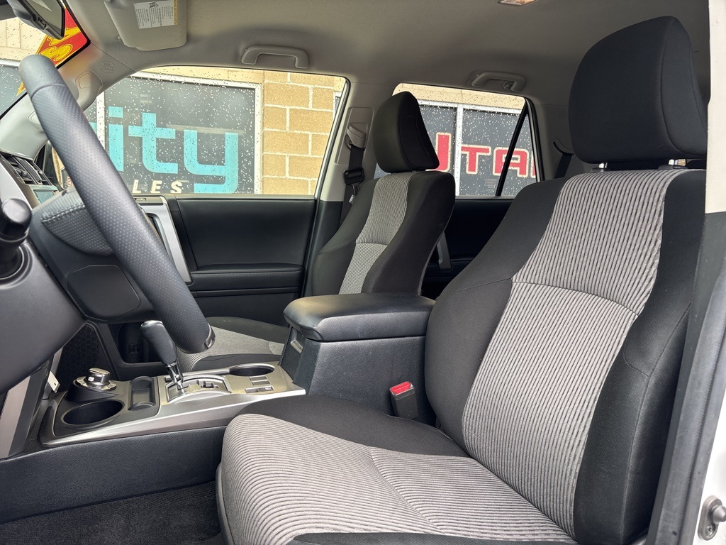 2024 Toyota 4Runner SR5 photo 12